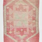 Tapis couloir vintage rose et vert pastel, charme bohème anatolien