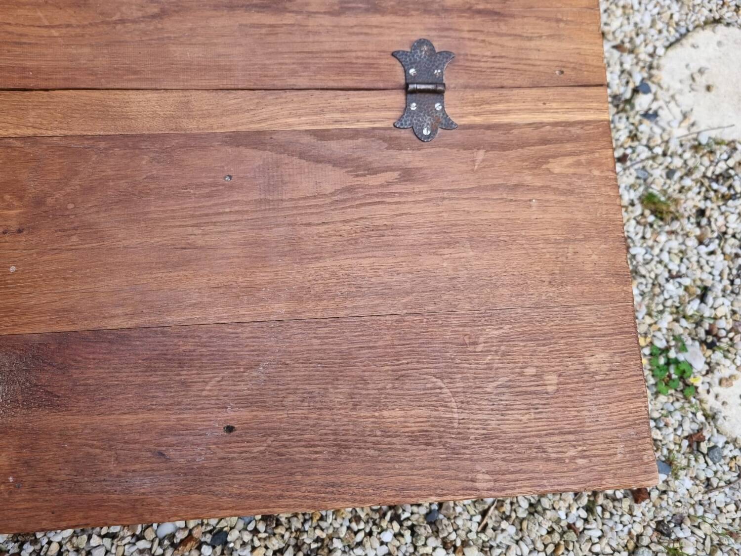Wooden chest with lion paws