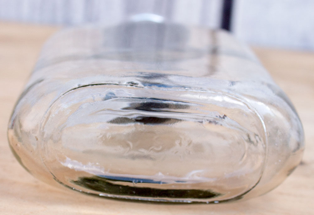 Old Suede pocket bottle