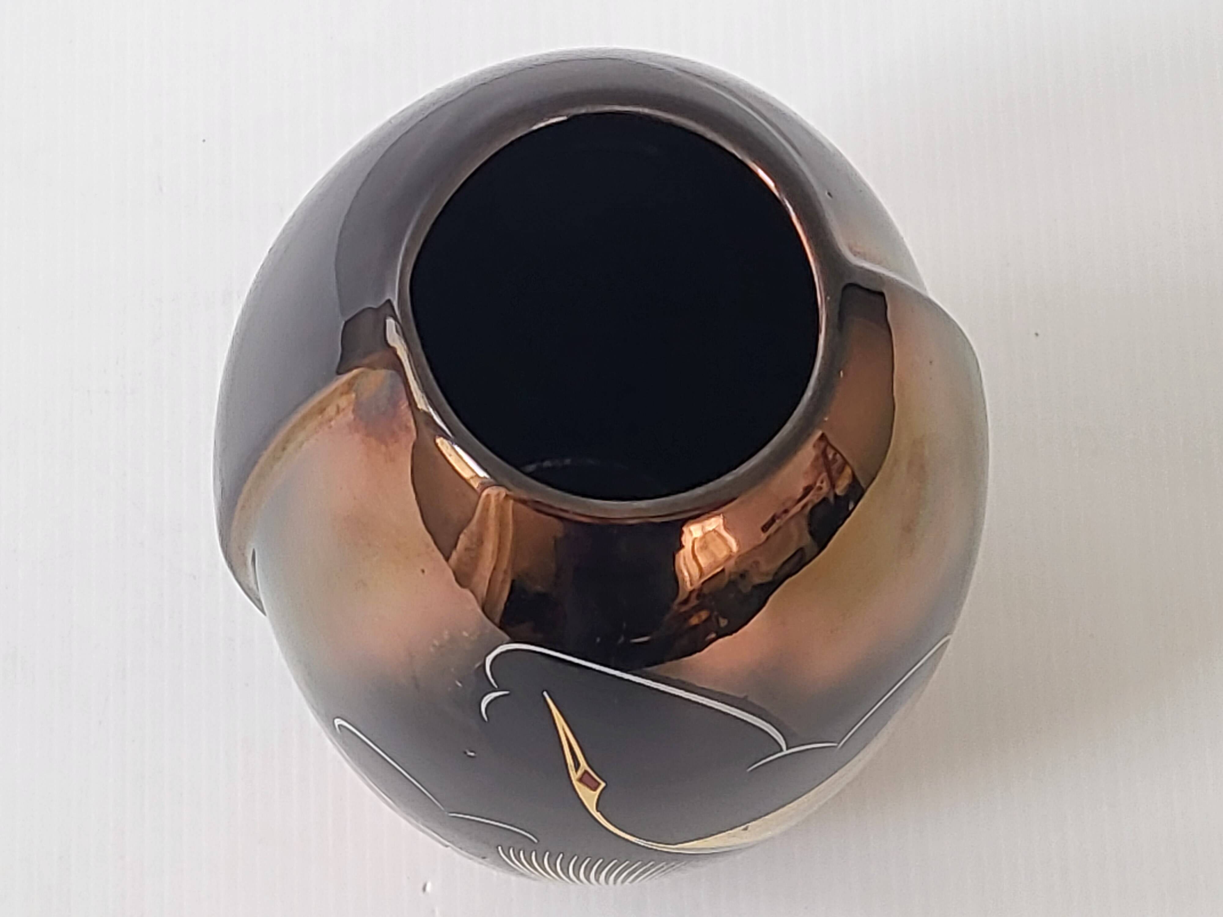 Vintage art deco vase with herons