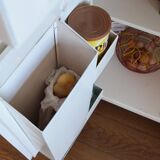 Ancienne armoire de rangement Mado en métal 1950s