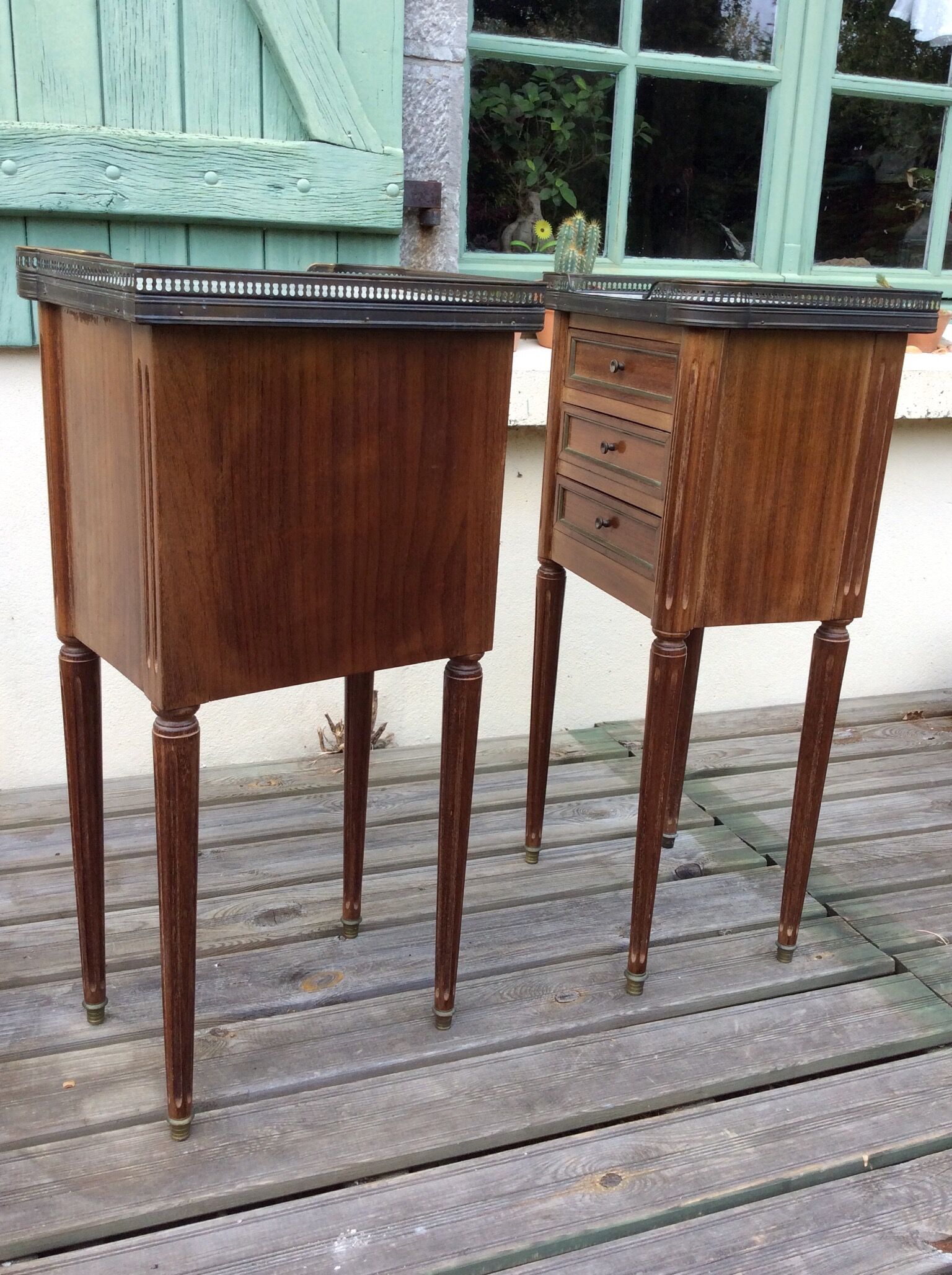 2 bedside tables Louis XVI style