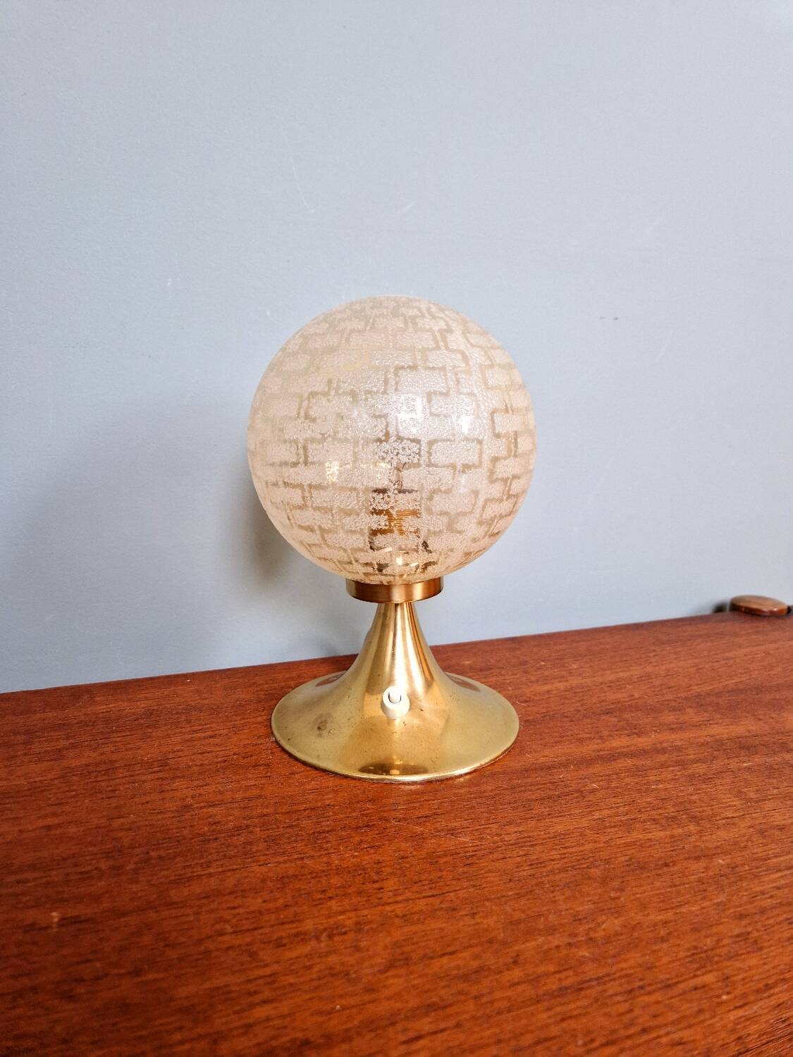 Space Age brass and textured glass table lamp, 1970s