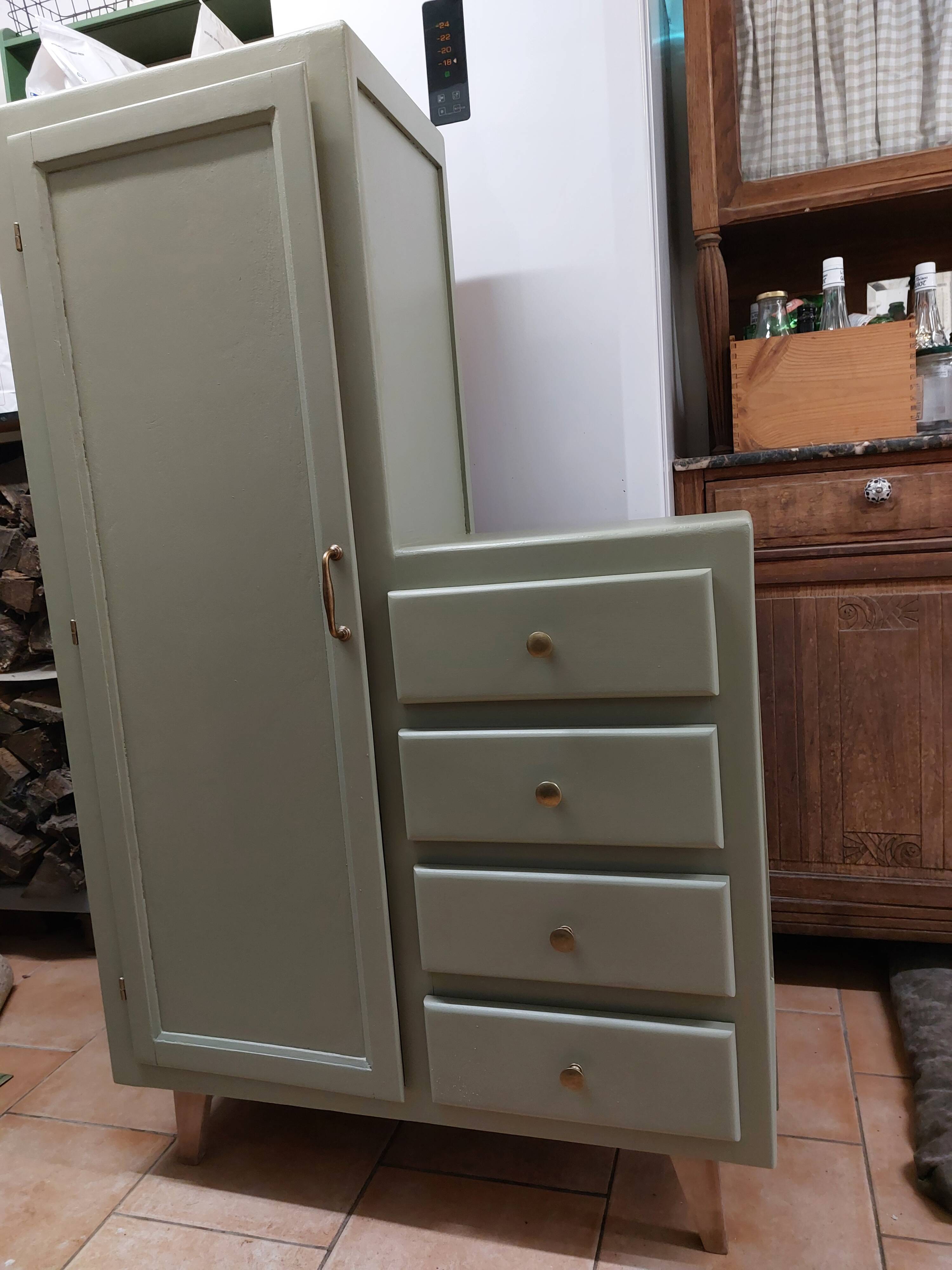 Asymmetrical furniture