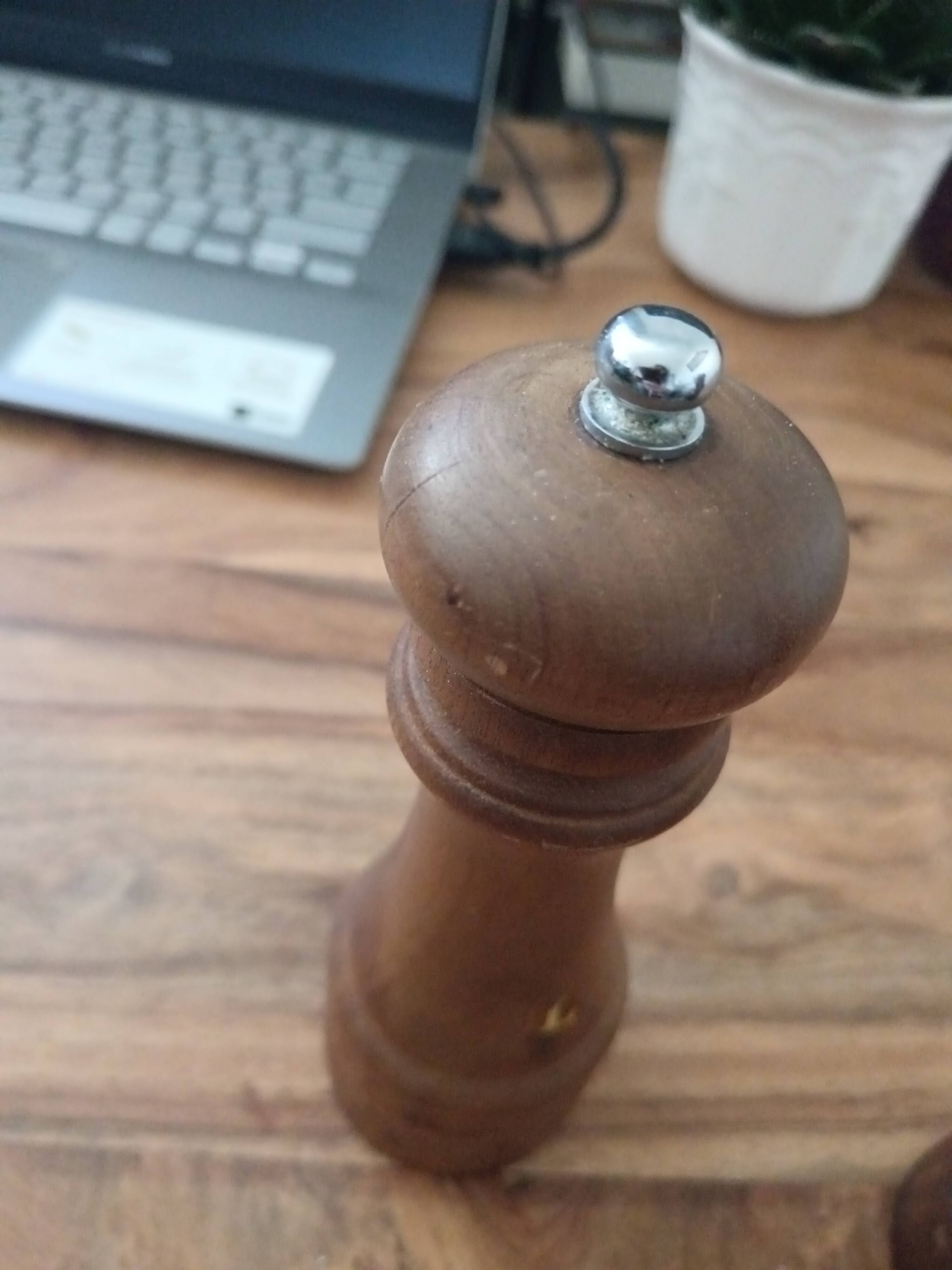 Pepper mills