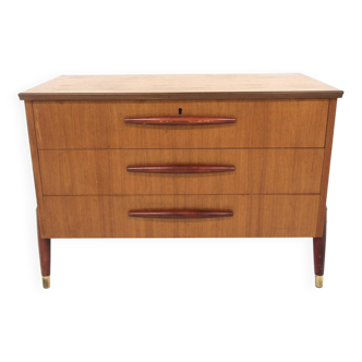 Commode scandinave en teck, Bröderna Gustavssons, Markaryd, Suède, 1950