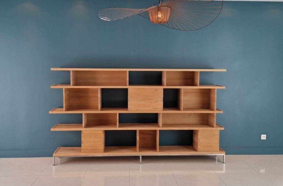 Ethnicraft solid oak library design