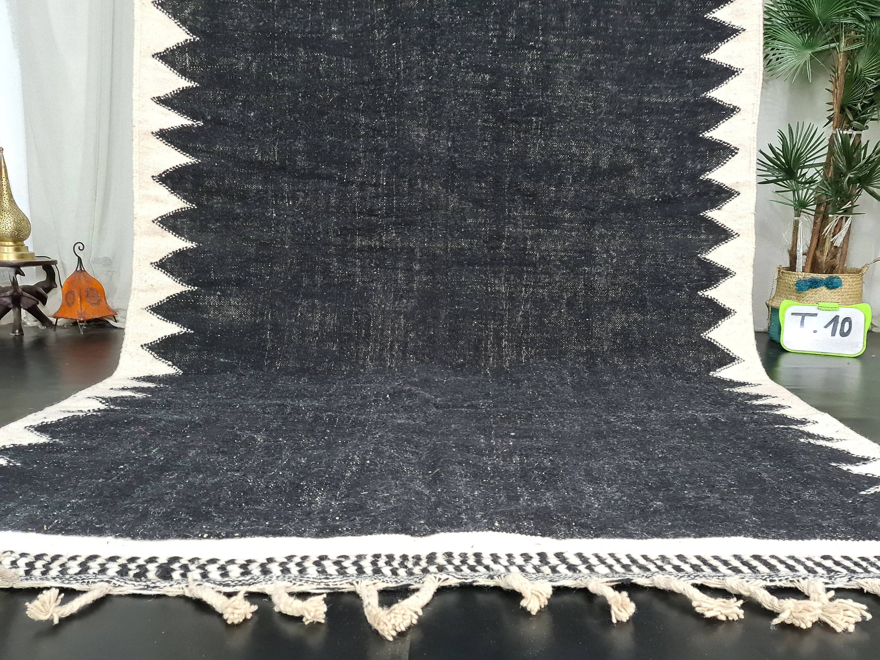 Authentic handmade Berber rug 3x2 m