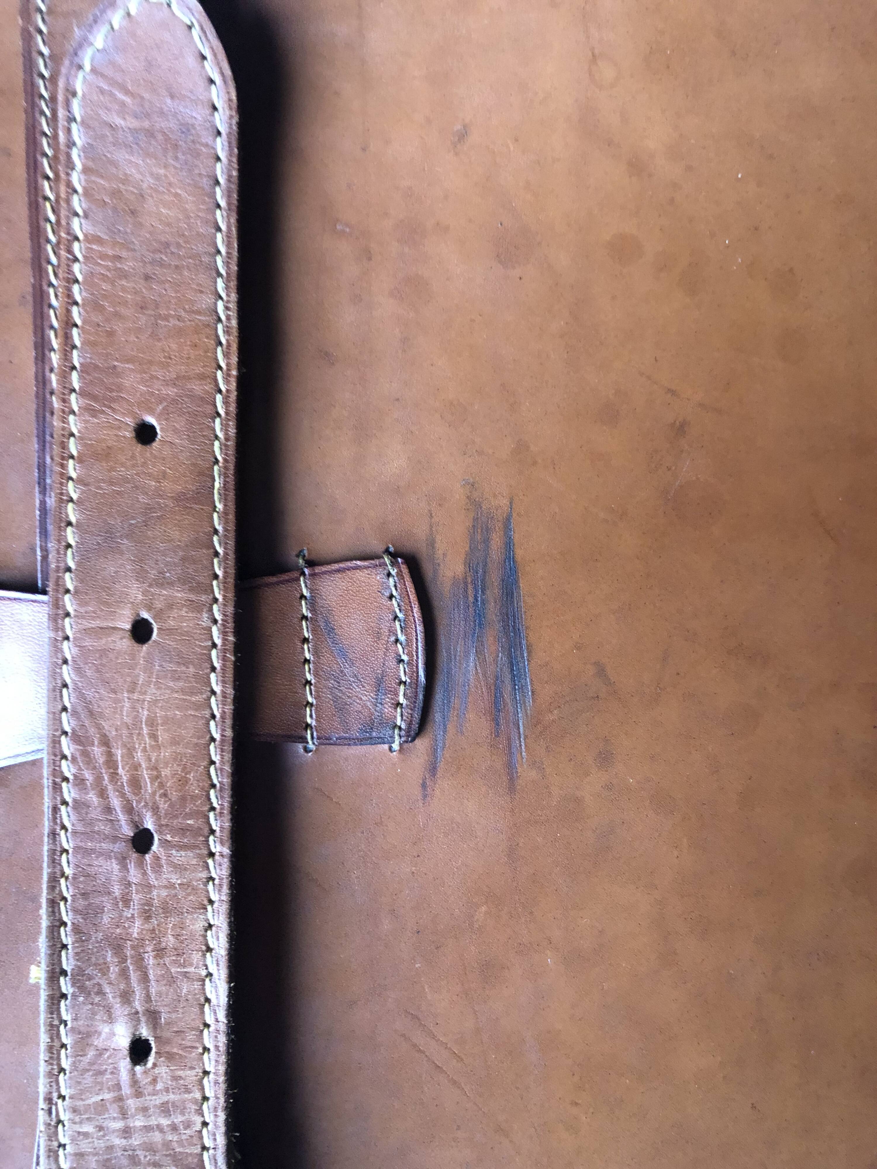 Vintage suitcase 1960 havana gold leather with bellows