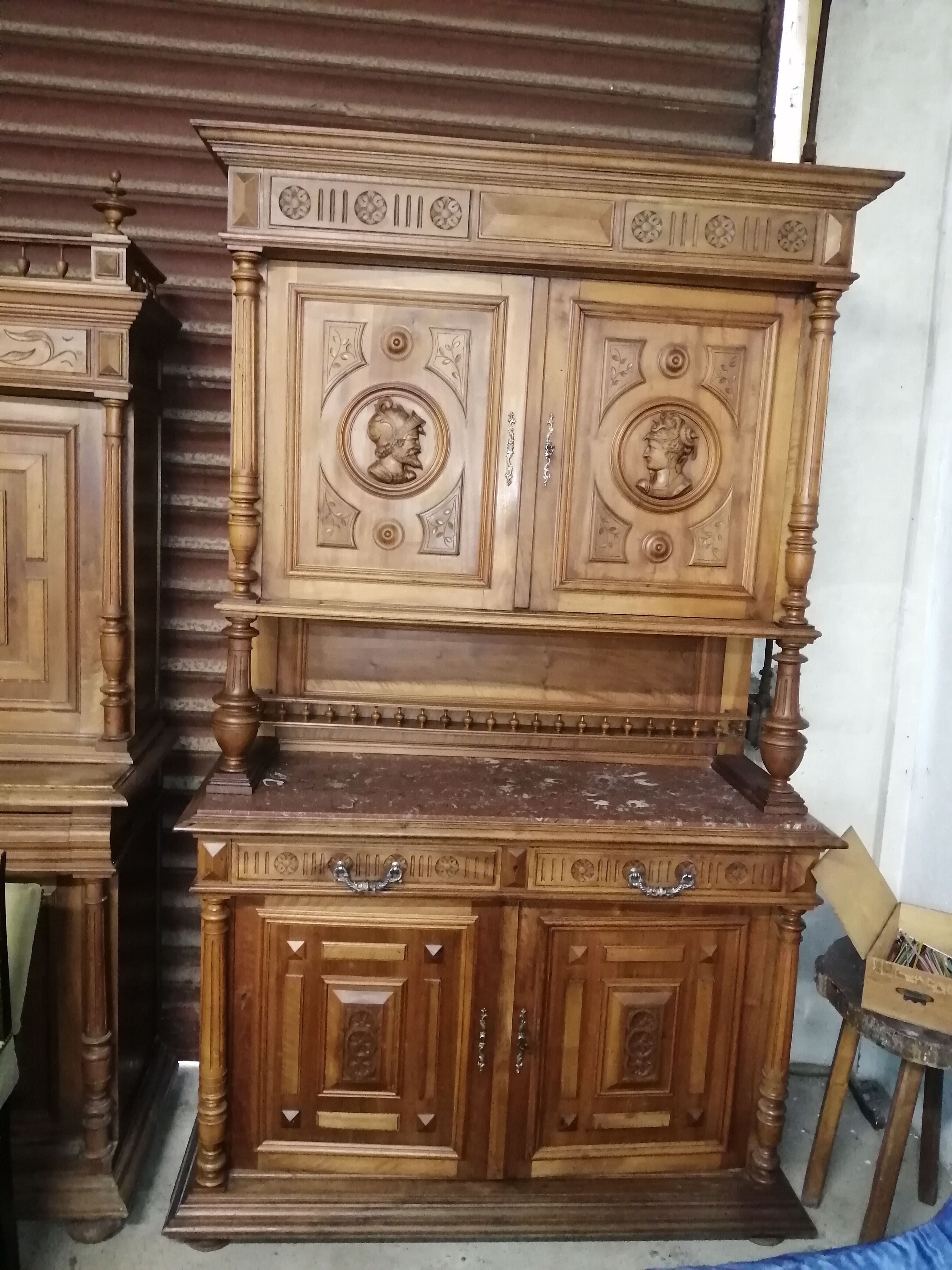 Buffet de Style Henri II