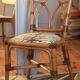 Chaise en bambou assise zébrée