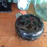 Elephant round box