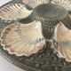 Assiette a huitres barbotine