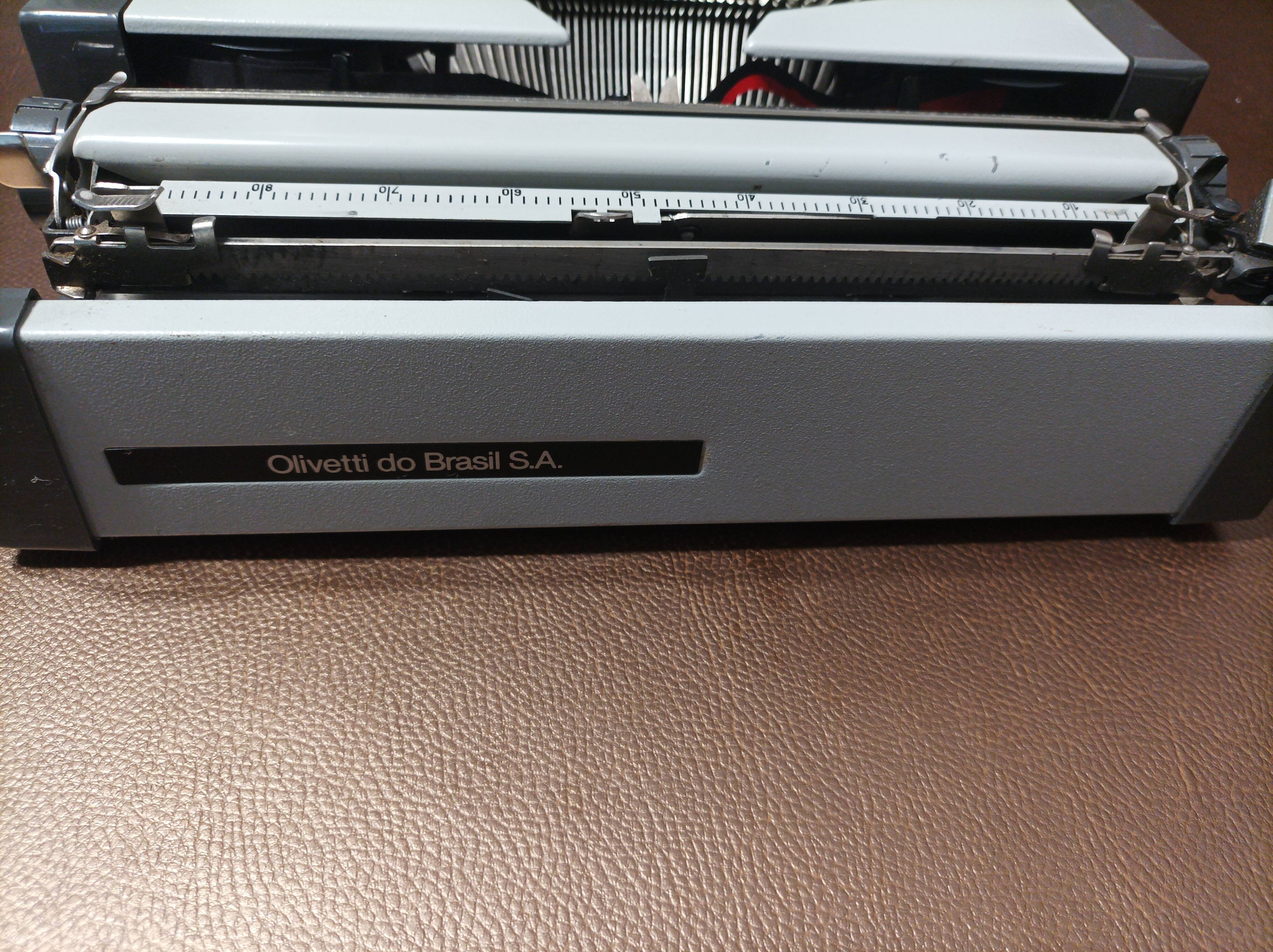 Olivetti Tropical typewriter - 1984