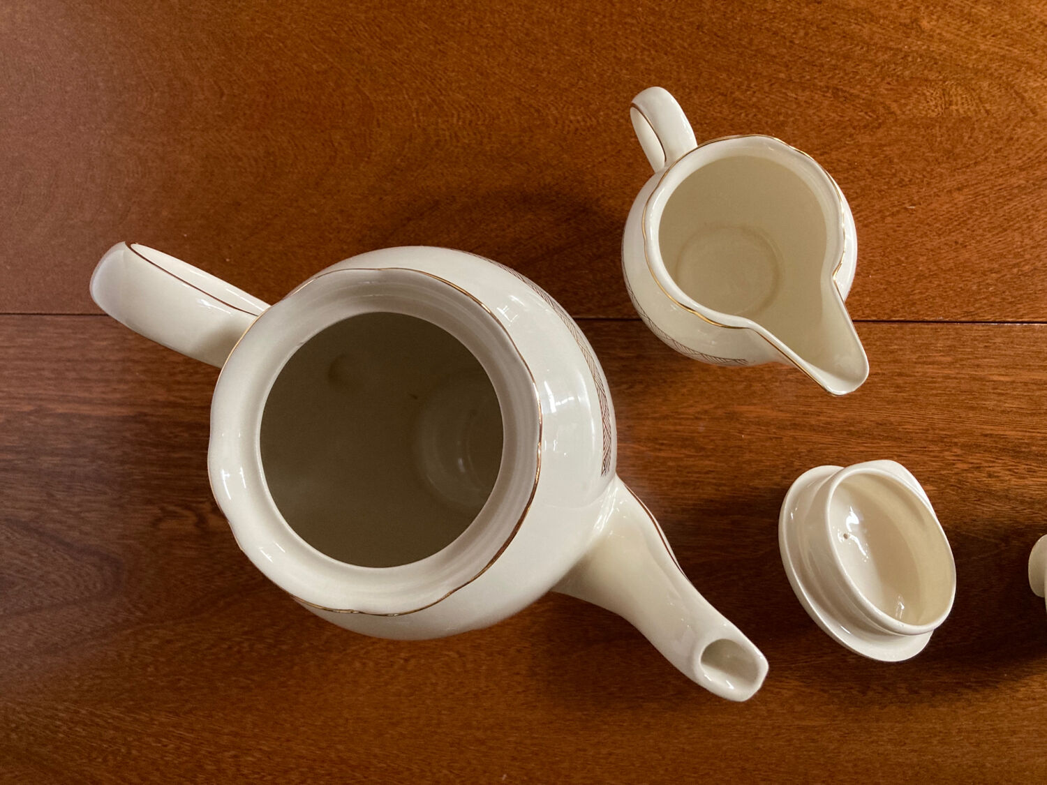 2 Villeroy and Boch 7204 coffee service elements