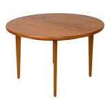 Vintage round extendable table