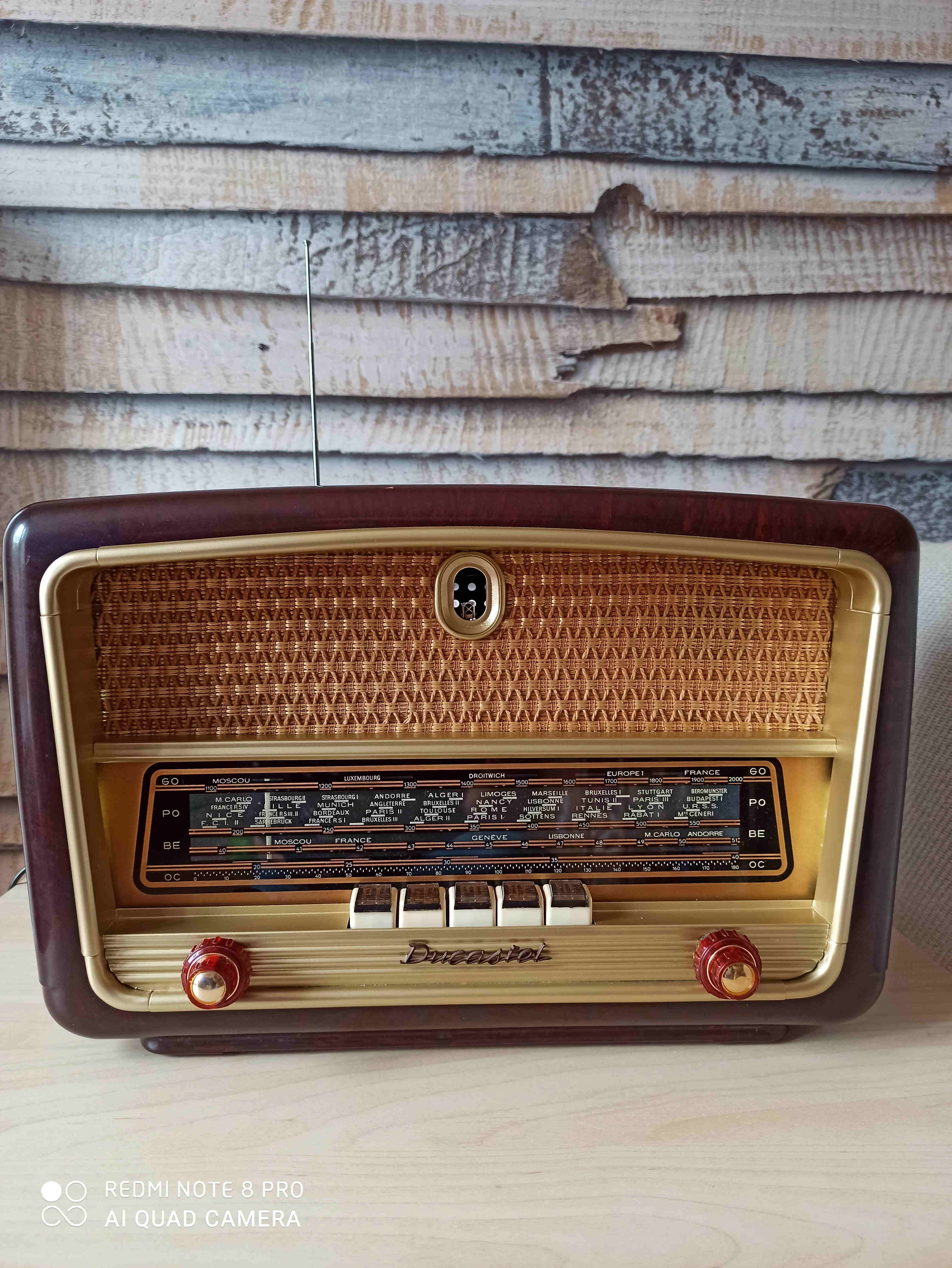 Ducastel radio station - Favorite model (1957) - Bluetooth compatible