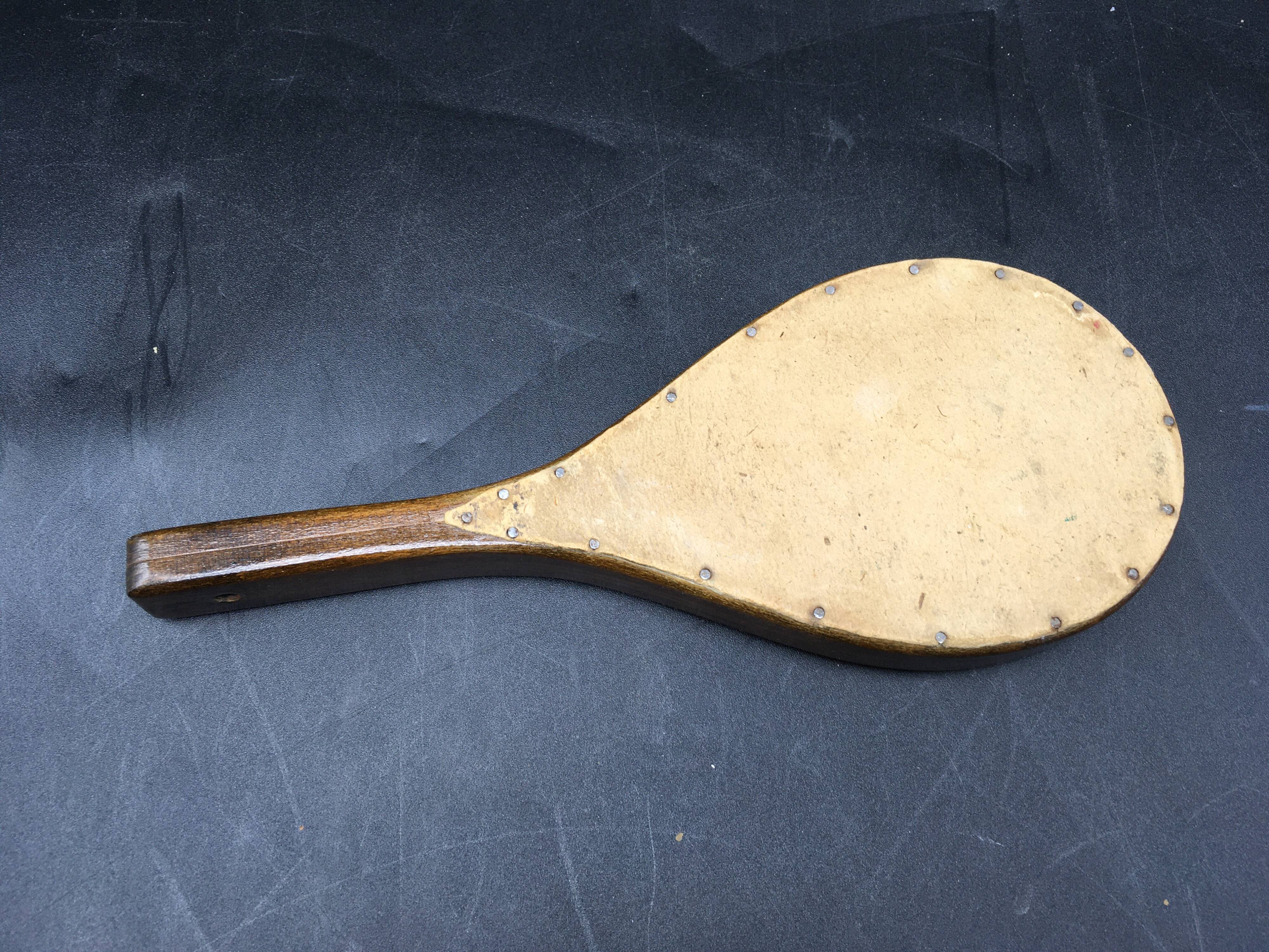 Hand-facing mirror in vintage wood year 70