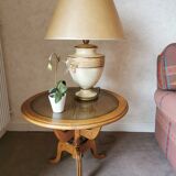 Round coffee table