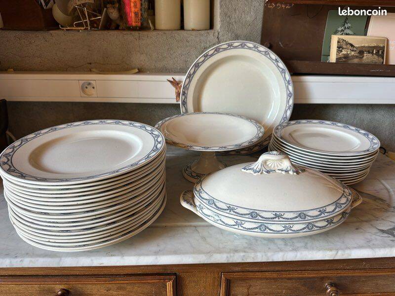 Minton dinnerware set