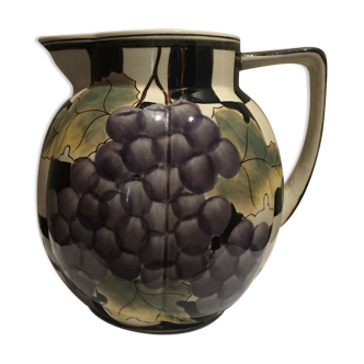 Pitcher Laura Ashley