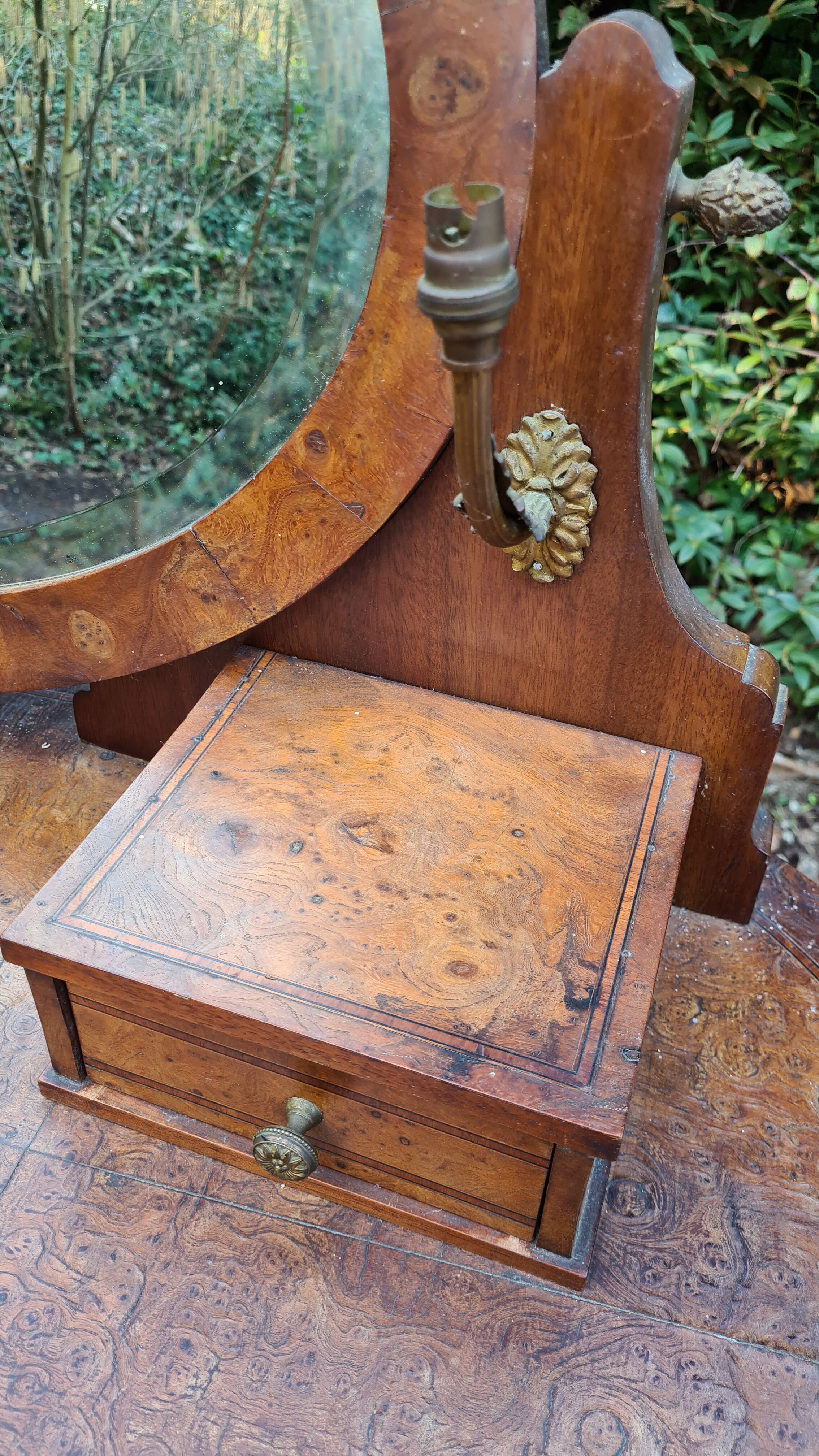 Louis XVI style kidney dressing table in veneer wood and bramble veneer