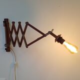 Accordion wall lamp luminaire