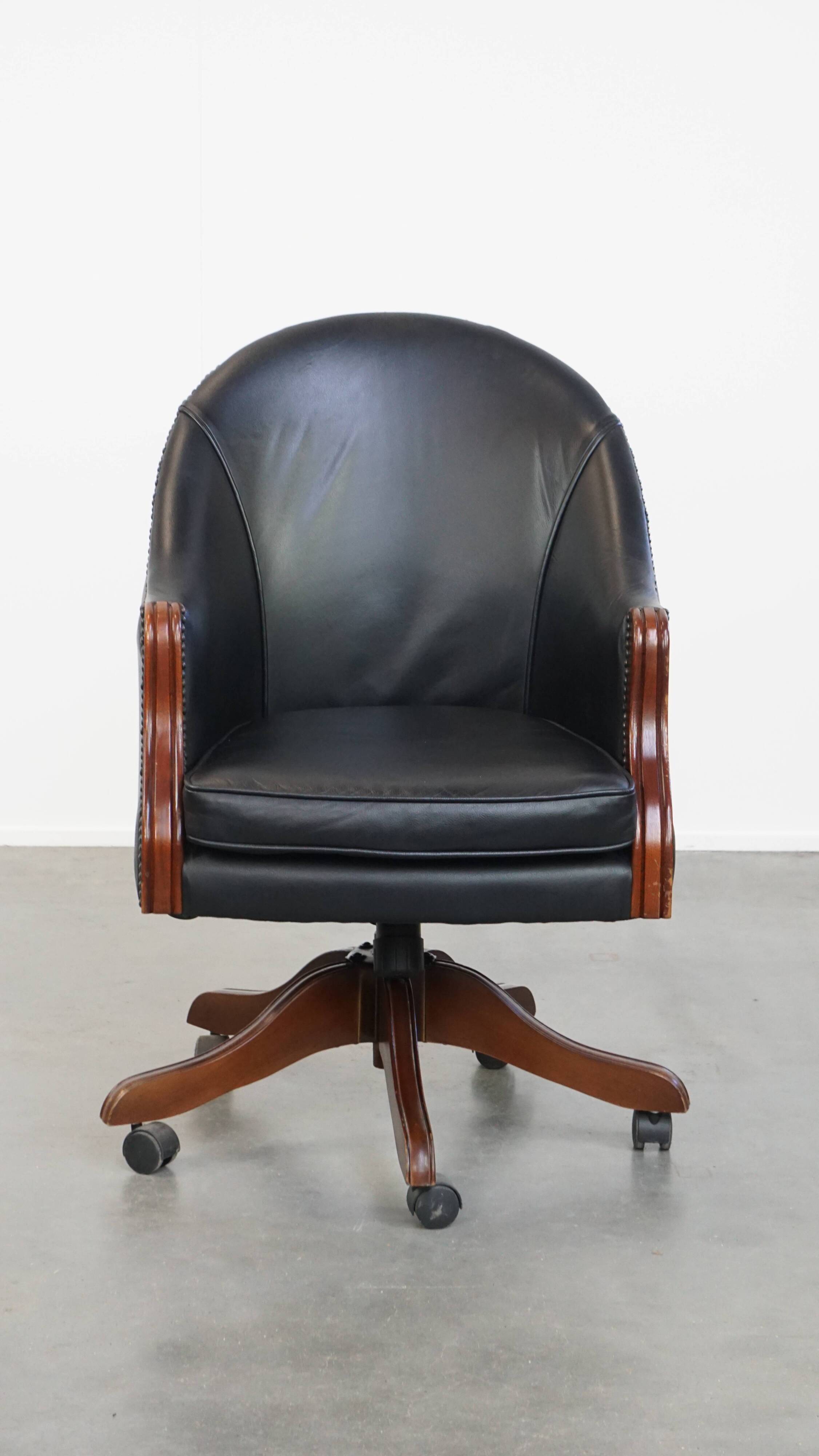 Chaise de bureau en cuir de vachette noir de style anglais