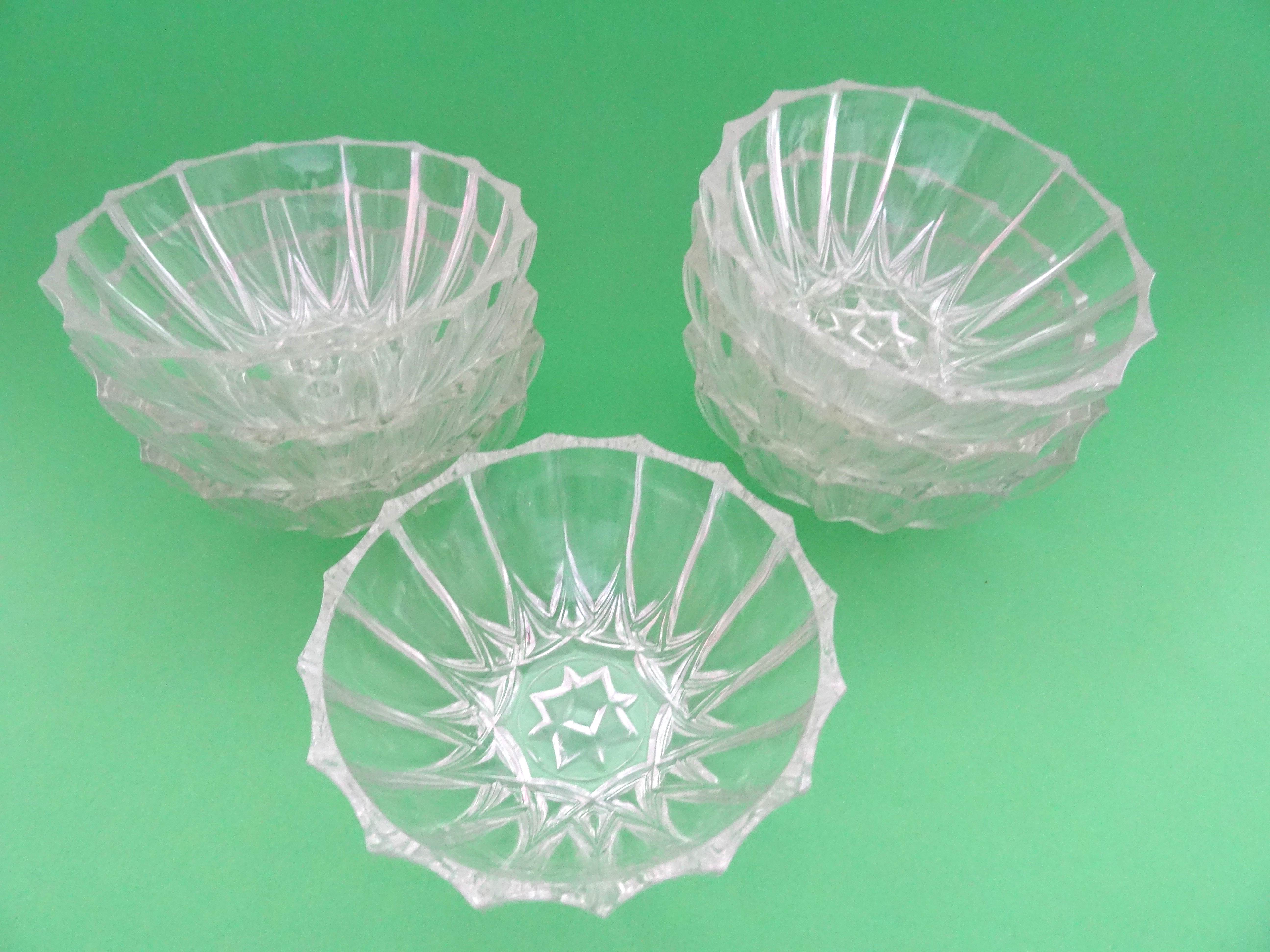 Salad with glass ramekins