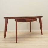 Oak desk, Italian design, 1970s, production: Italy