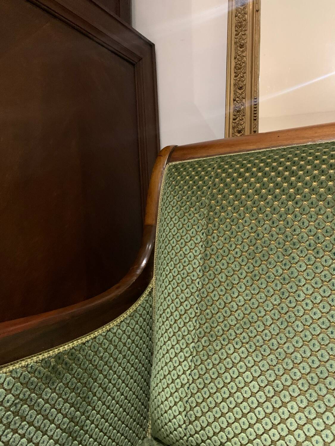 Restoration style sofa