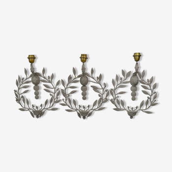 Set of 3 wall sconces in painted metal