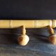 Porte manteau mural en bois façon bambou à 3 patères forme champignon