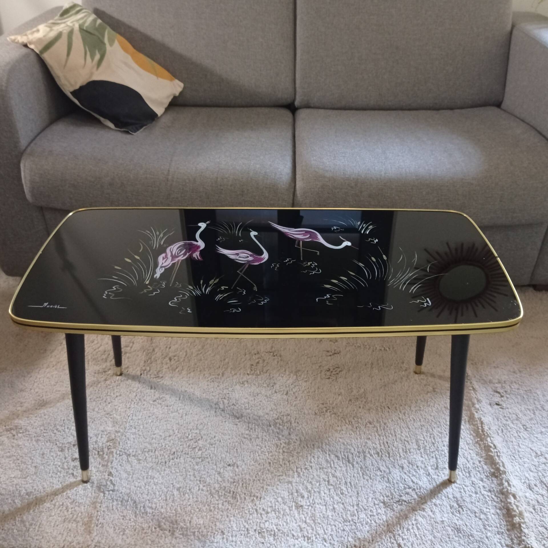 Table basse vintage pieds fuseaux