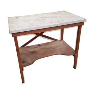 table d'appoint ou desserte