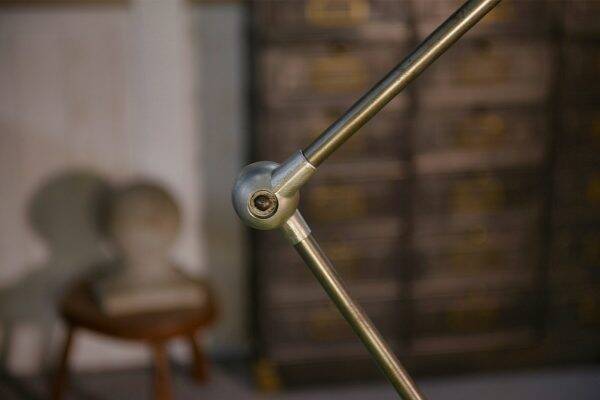Lampe Jieldé 2 bras réglables sur socle par Jean-Louis Domecq 1950’s