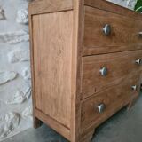 Commode ancienne en chêne massif brut