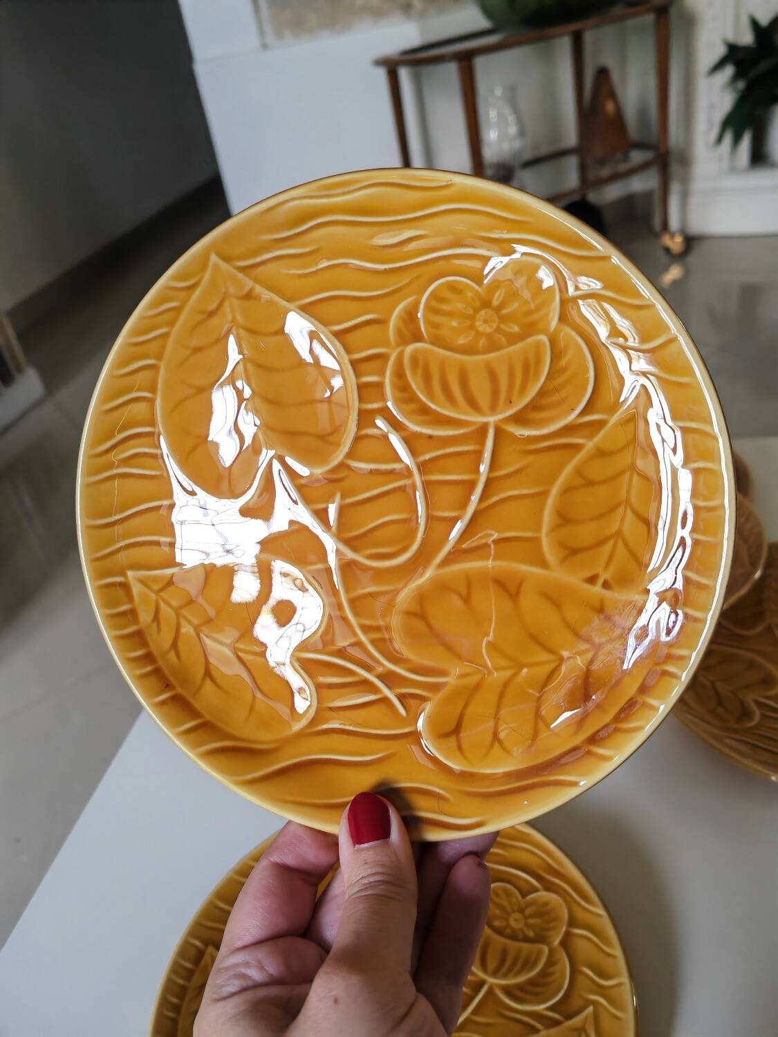 7 Sarreguemines water lily plates