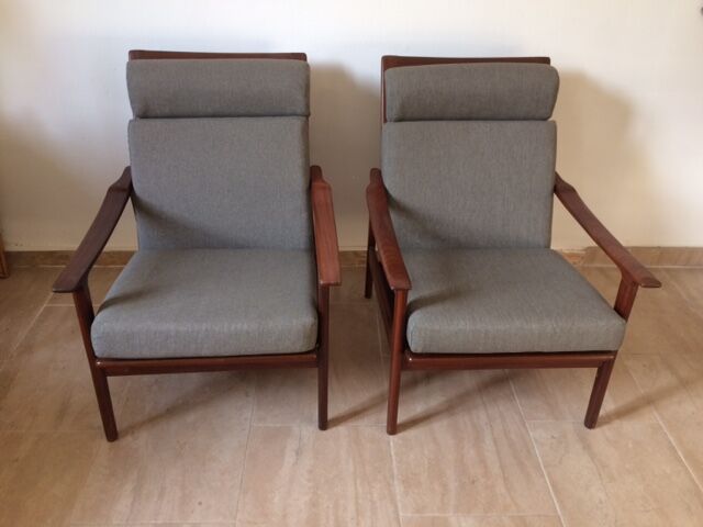 Paire de fauteuils scandinaves en teck années 60