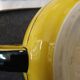 Théière jaune noir, style art déco, vintage