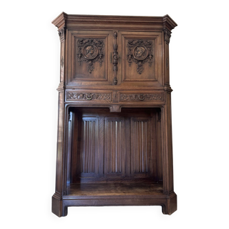 HAENTGES FRÈRES Renaissance style cabinet in carved walnut, late 19th century