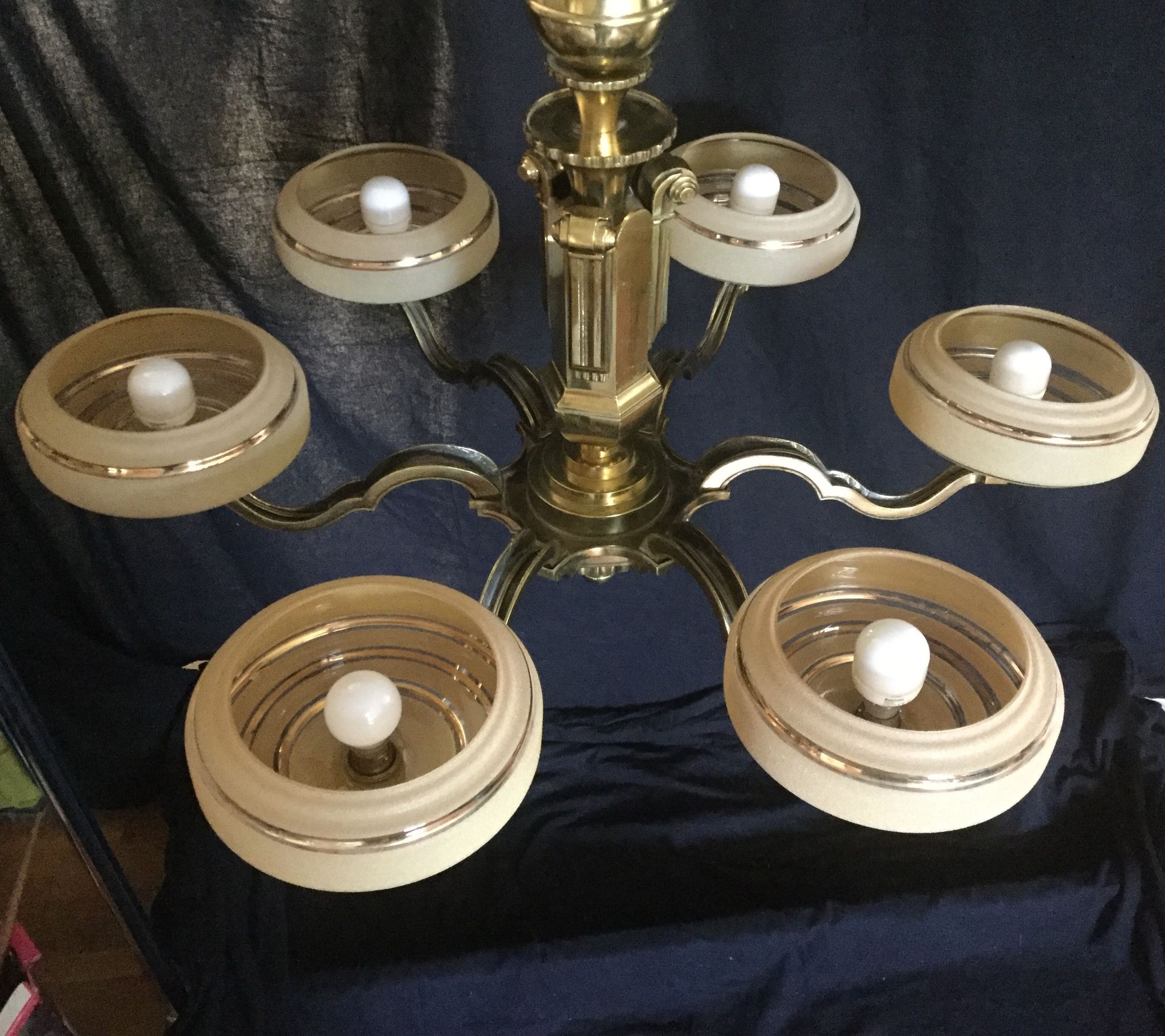Lustre Art Déco en bronze 6 lumières