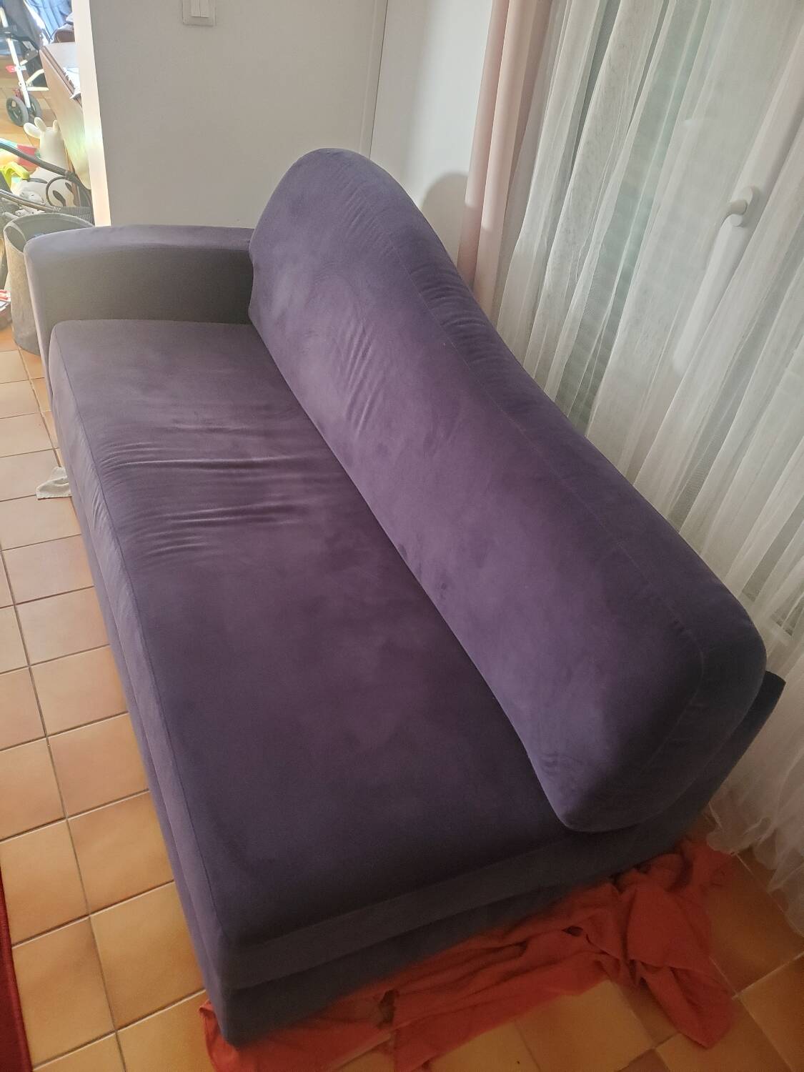 Three-seater sofa bed