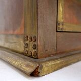Paire de tables de chevet en bois, laiton et cuivre