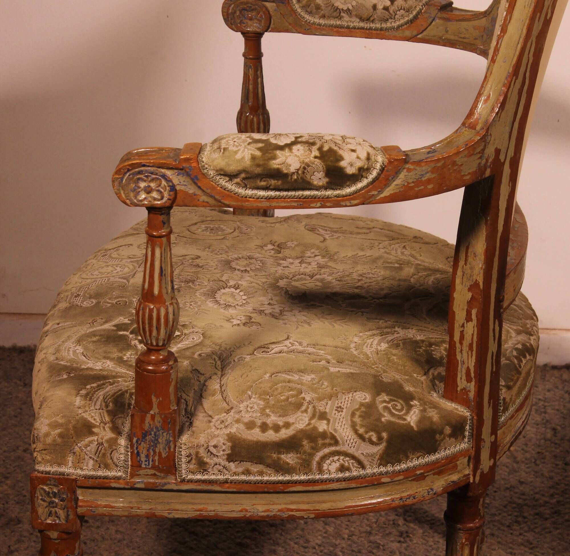 Pair of Louis XVI-style cabriolet armchairs – 18th century