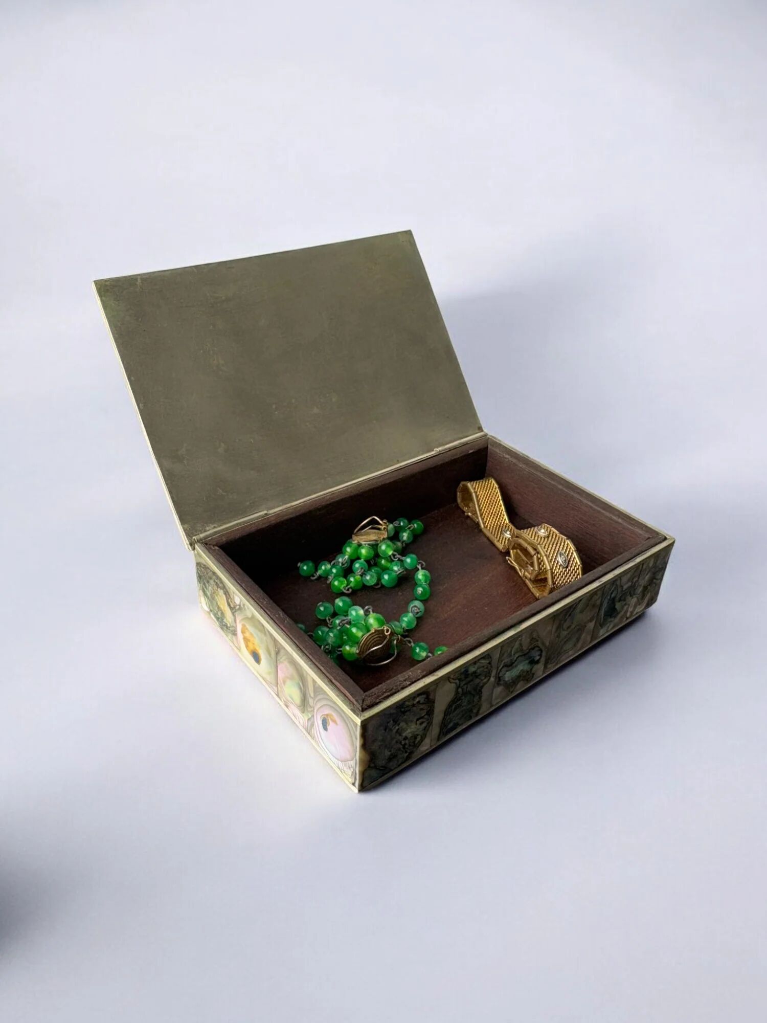 Abalone shell vanity box, Alpaca Mexico, 1970s