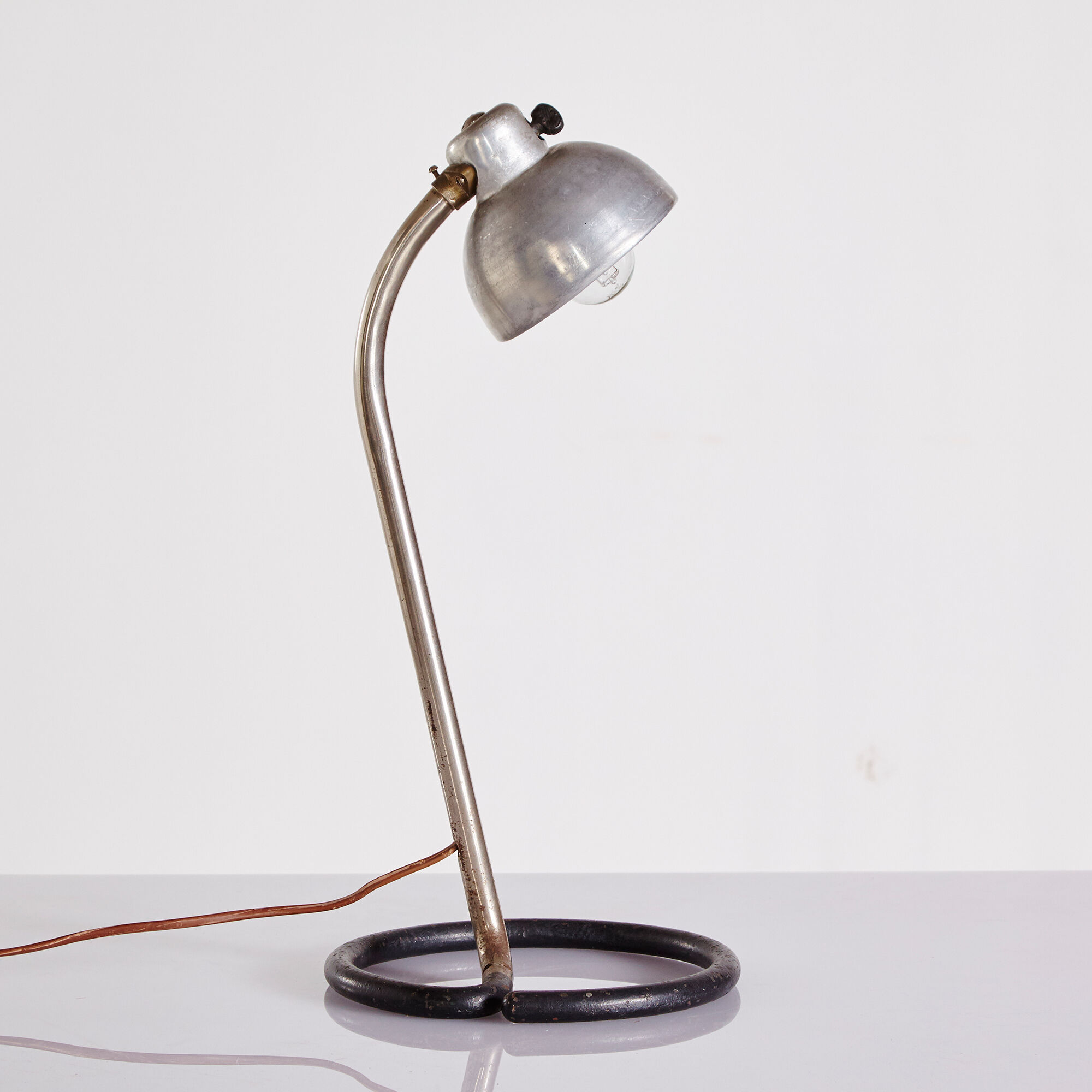 Workshop lamp