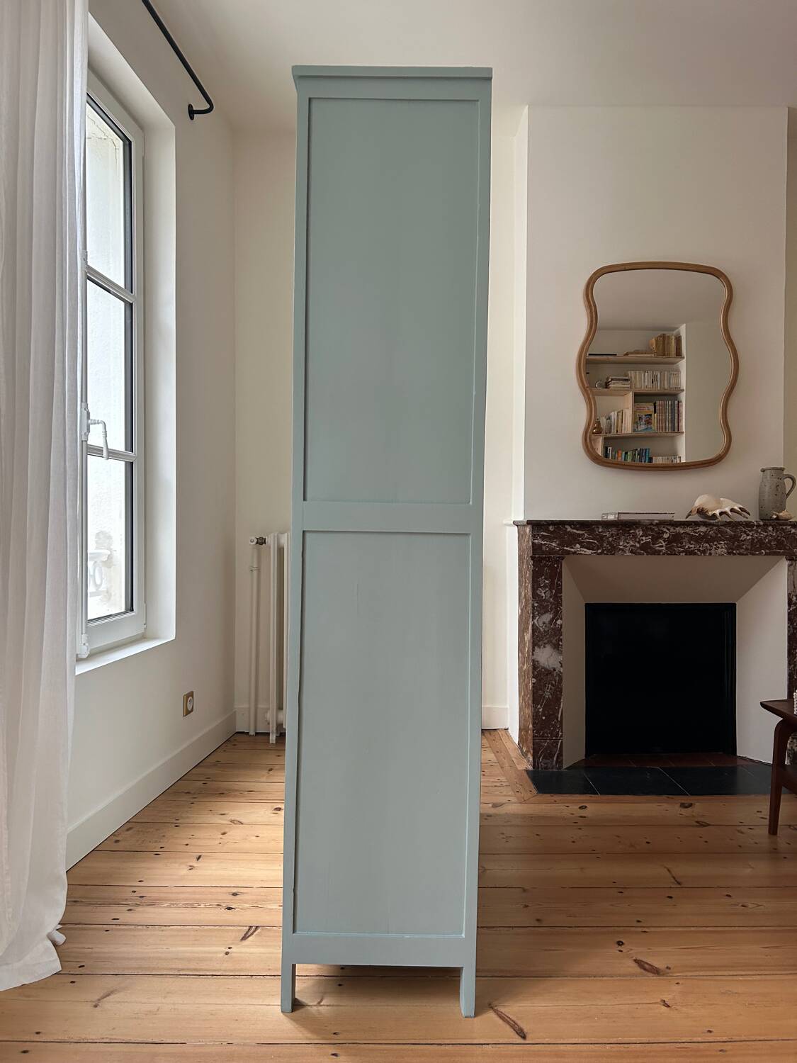 Parisian glass cabinet (renovated)