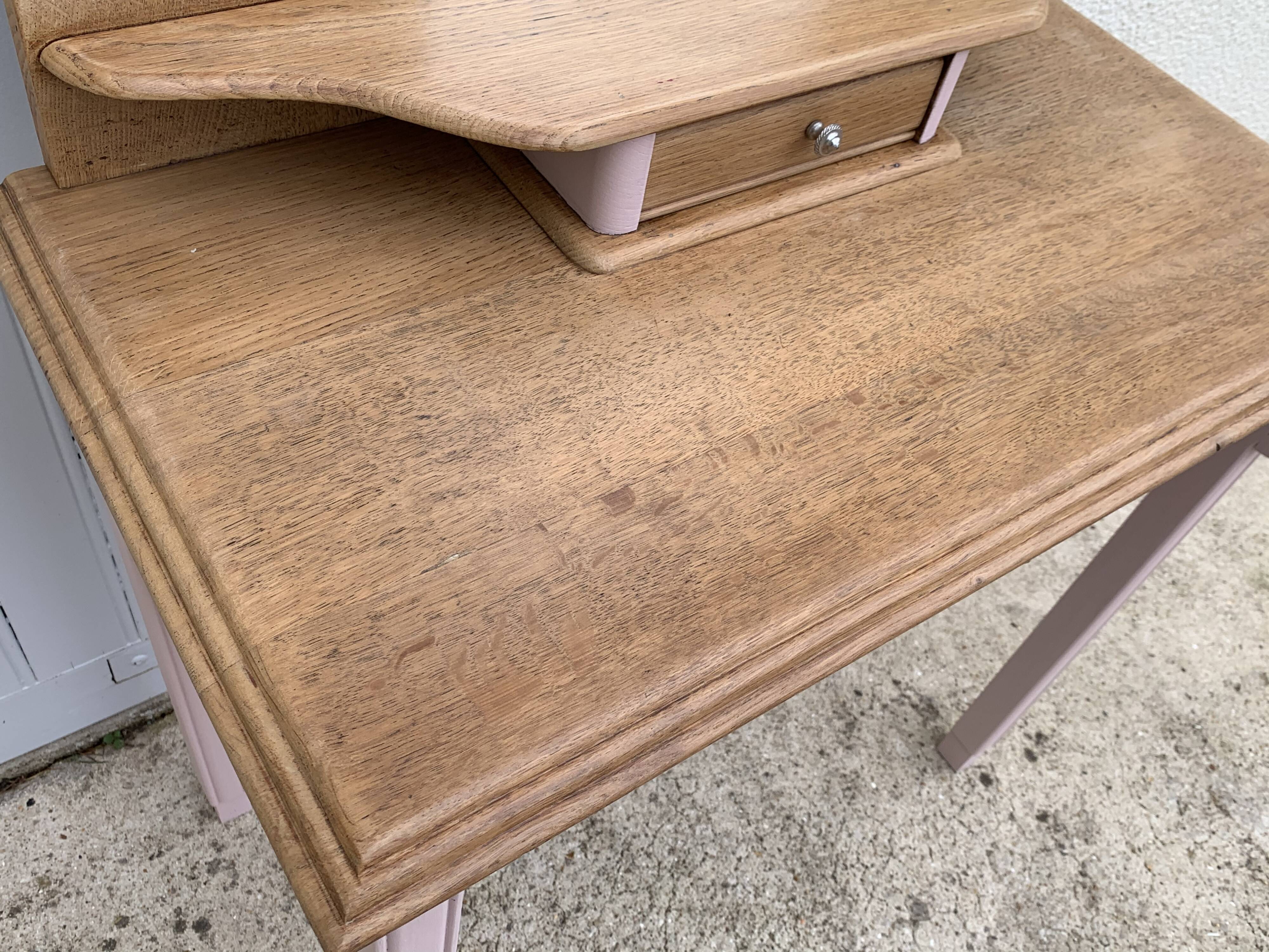 Art deco hairdresser, 1930s