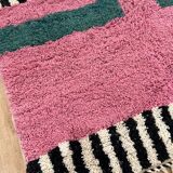 Traditional handwoven Berber rug, size 145 x 255 cm